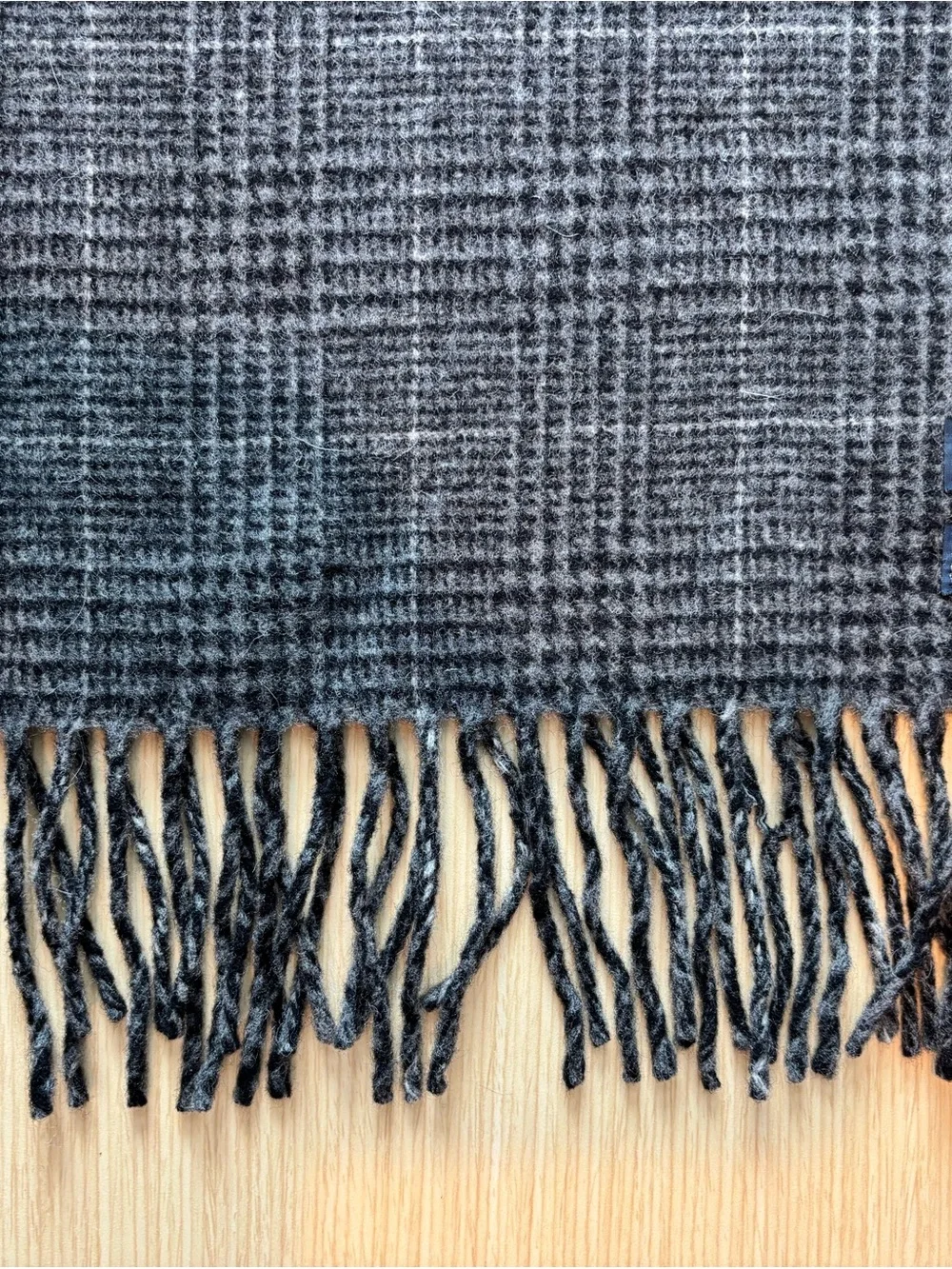 Polo Ralph Lauren Lambswool Blend Scarf Made in Italy Gray Glen Plaid Fringed